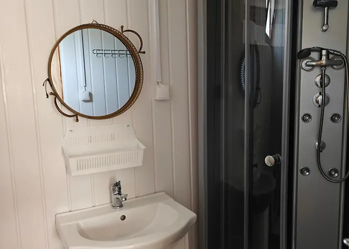 Semesterbostad U Edwarda *